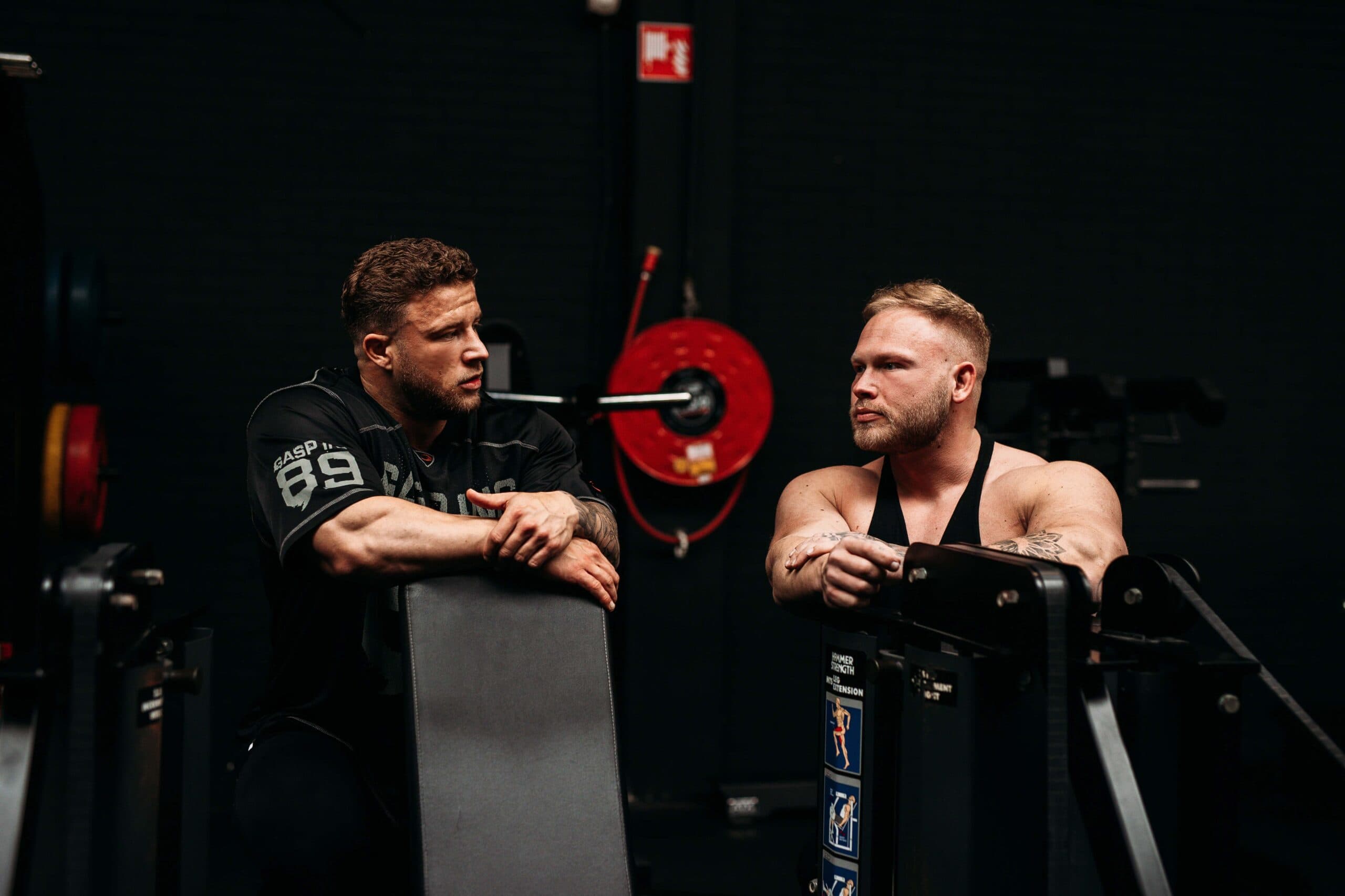 Prep coaches Jonathan Salm and Daan Mansens in the gym